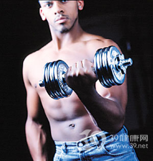 ����<a href=http://www.xinjiewang.com/xingzhishi/10/09/ target=_blank class=infotextkey>��ͷ</a>�����������ӳ��侫��