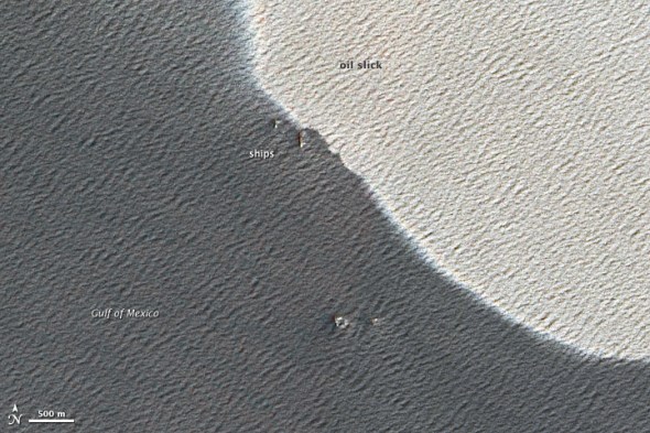 ��ͼ�п��Կ�����ֻʻ��ʱ�ں����ϲ����Ĳ��ˣ���Щ��ֻ�������ڽ���ԭ����������Ⱦ����<a href=http://www.xinjiewang.com/xingzuoxinxi/13/ target=_blank class=infotextkey>����</a>��